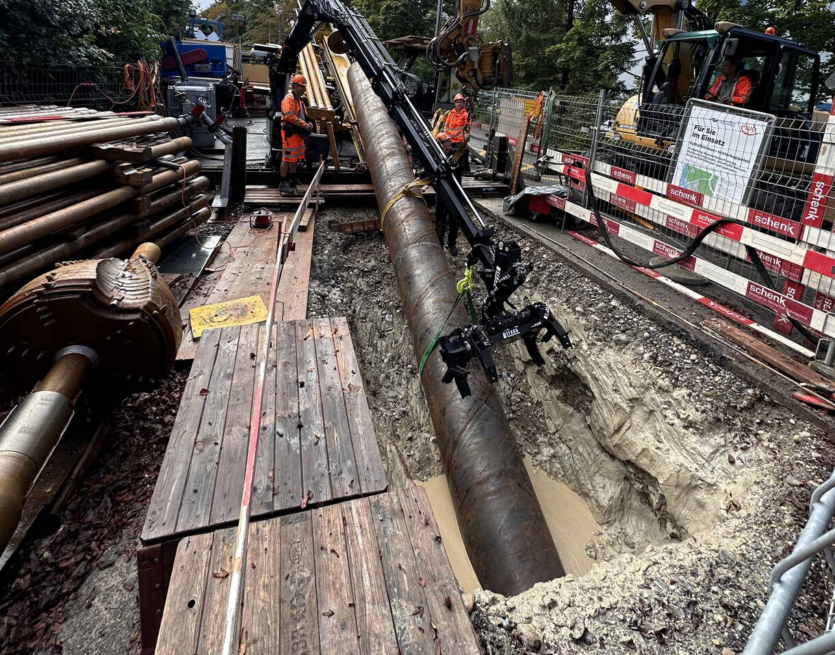 einbringen_stahlcasing_bohrung_a1.jpg einbringen_stahlcasing_bohrung_a1.jpg