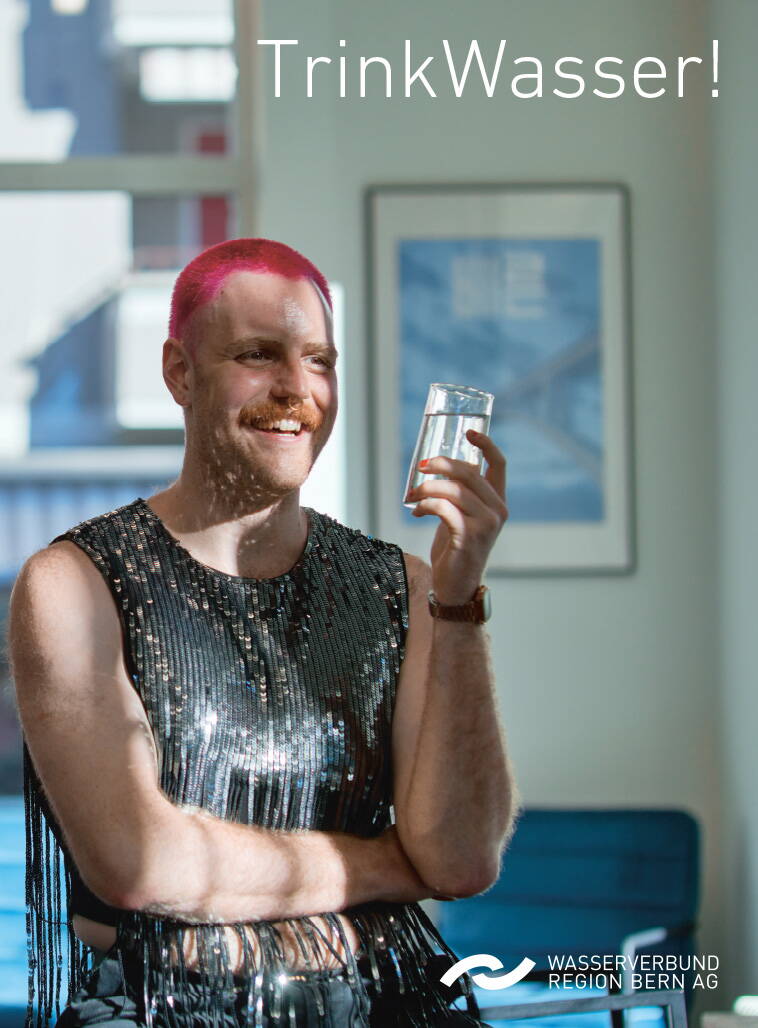 n856437_web.jpg n856437_web.jpg